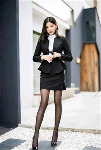 女儿就是用来c的第1章txt