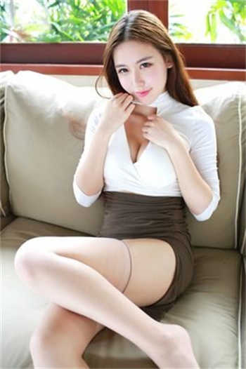 双女共享一男打扑克视频