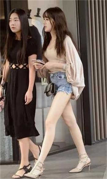 白峰美诗作品