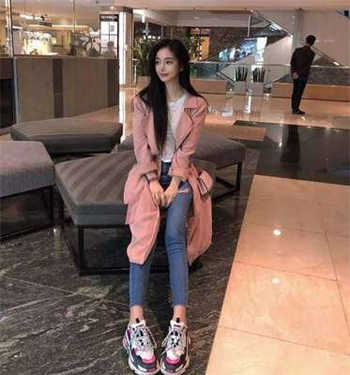 年轻的高中班主任木鱼