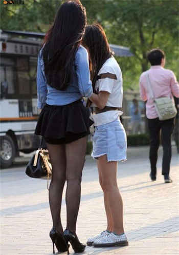 适合晚上看的直播免费下载
