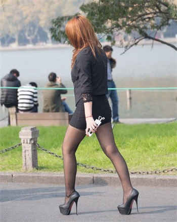 快手肖雅婷ww的直播回放