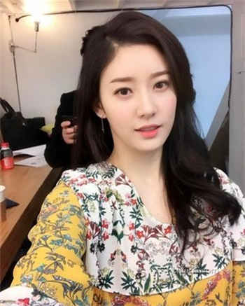 蘑菇头难受图片