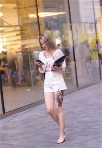 绿巨人破解版网盘分享冷眸