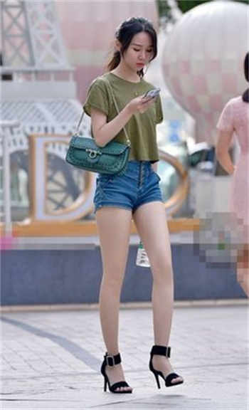女子为了一份合同把