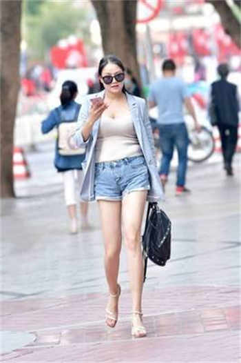 听了秒湿的文案