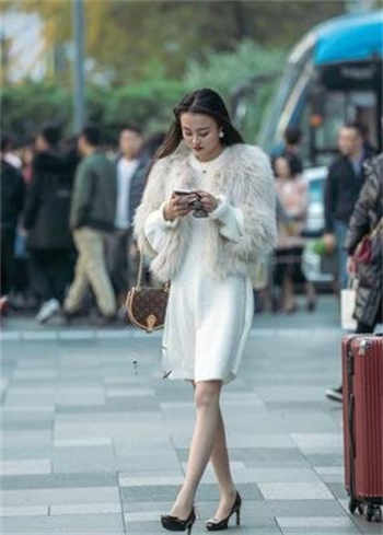 我妻子的一切电影