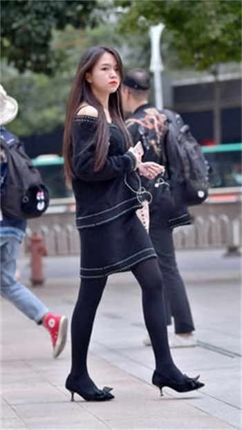 linodeiphone女人拉屎