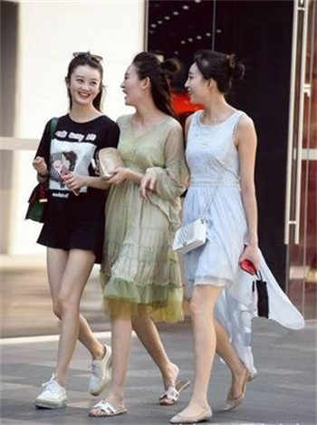 不正经的直播间
