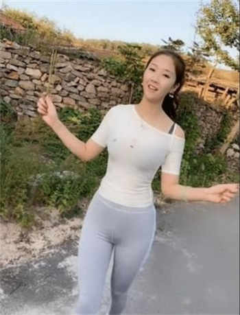 神医弃女鬼帝的驭兽狂妃
